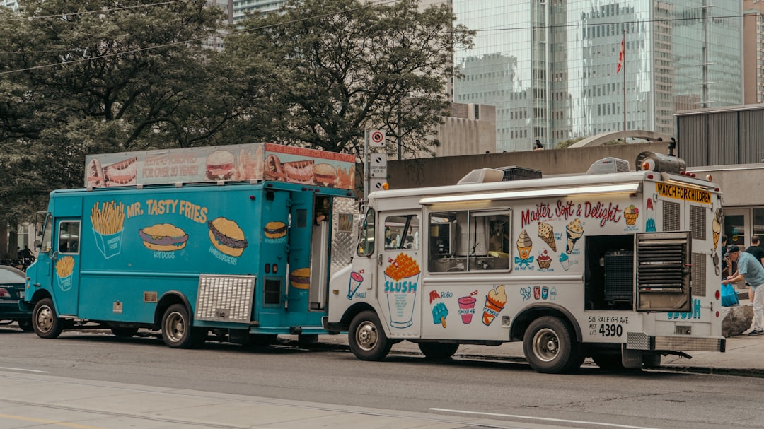 Beyond the Drive-Thru: The Hottest Food Truck Franchise Opportunities
